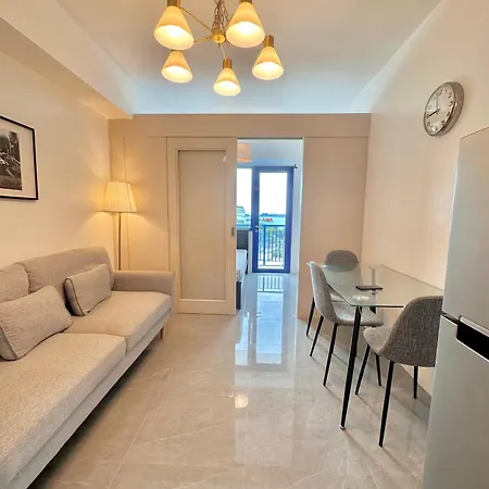 Sea Residences Fireworks And Moa View - Beehive Stay Moa